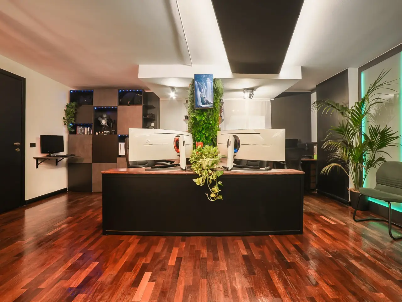 Ufficio in Via Cavour, Gallarate, {3} - Foto 1