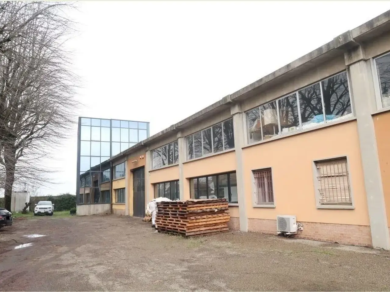 Capannone in Via Primo Maggio, Castel Maggiore, {3} - Foto 1