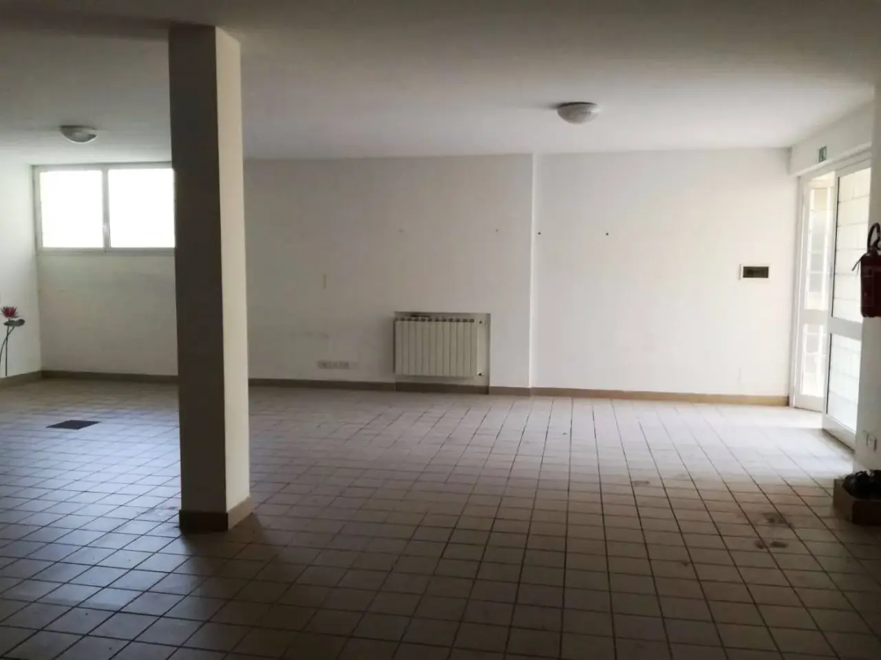 Magazzino in Via Louis Pasteur 96, Bordighera, {3} - Foto 1
