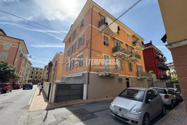 Loft in vendita, Via IV Novembre 2, Varazze - Foto 1