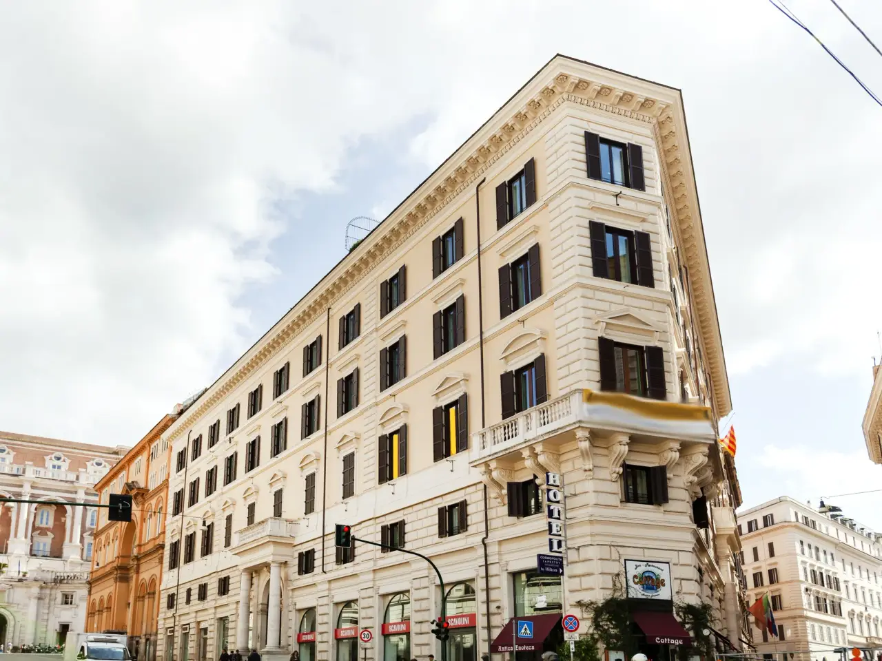 Ufficio in Via Quattro Novembre 149,00187, Roma, {3} - Foto 2