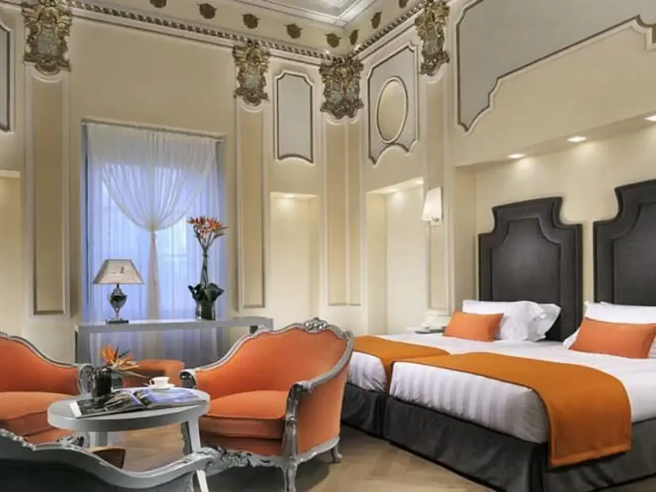 Hotel in Via Vittorio Emanuele II 33, Lucca, {3} - Foto 1