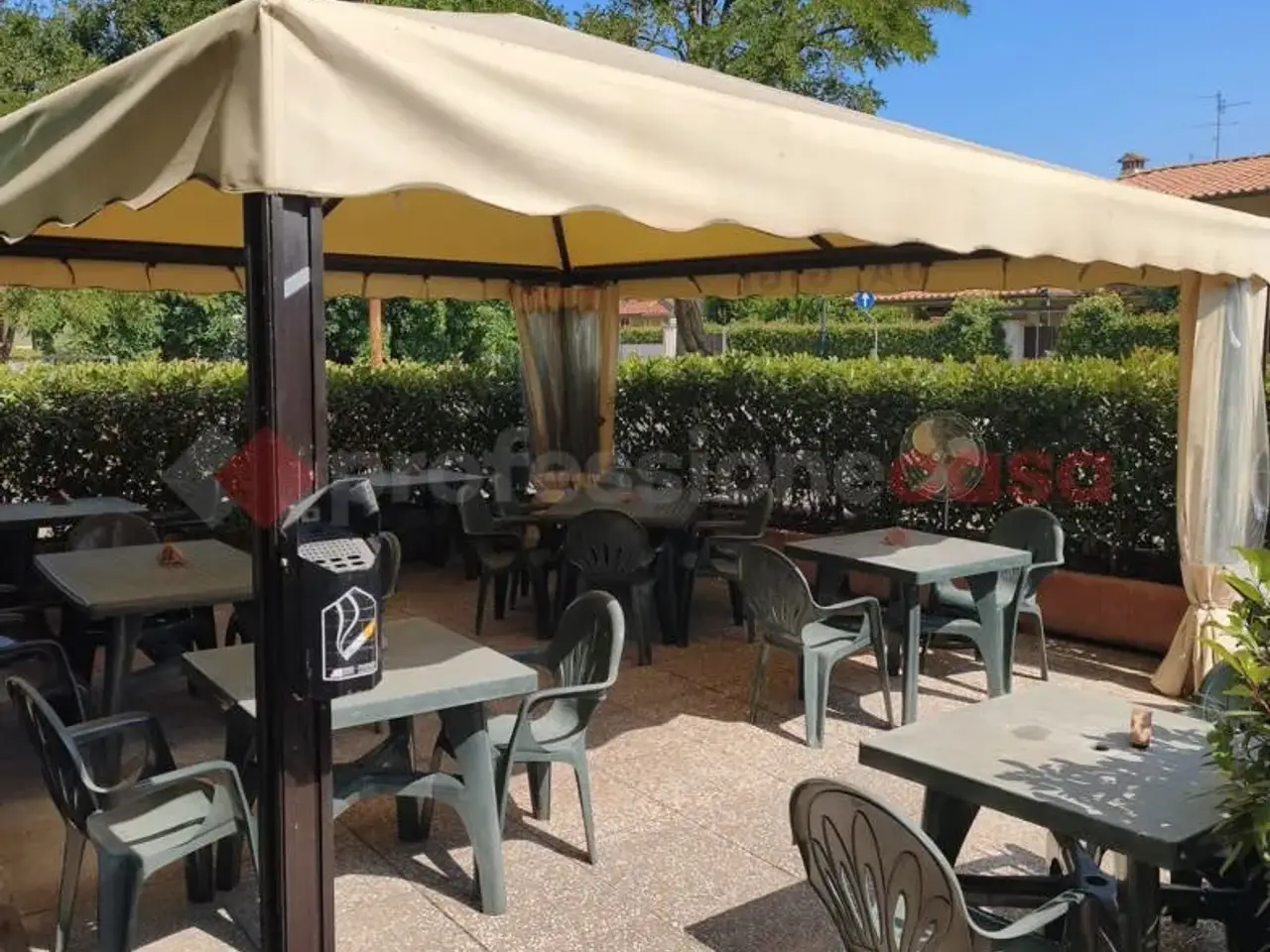 Ristorante in Piazza Giovanni Michelucci , Agliana, {3} - Foto 1