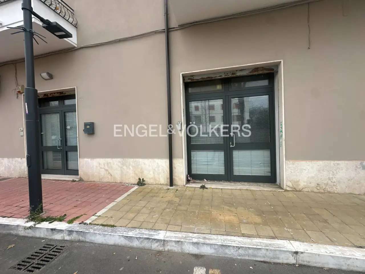 Negozio in Via Benedetto Croce 105, Pescara, {3} - Foto 1