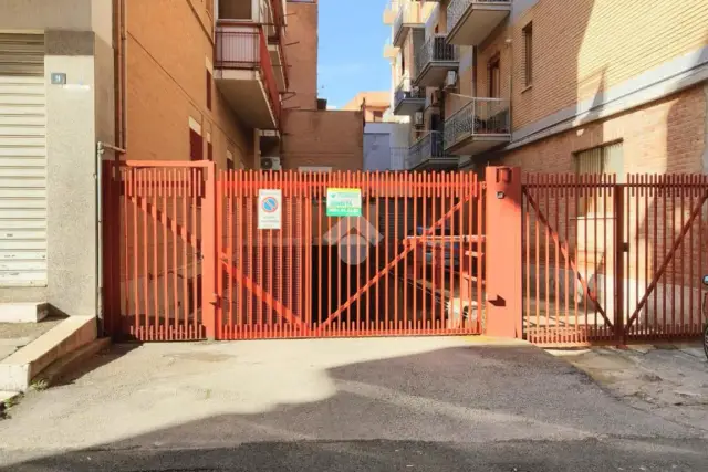 insertion image