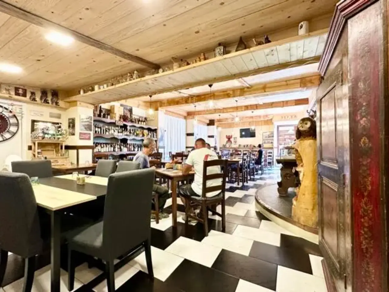 Ristorante in Via Monterotta, 21b, 10058 Sestriere To, Italia, Sestriere, {3} - Foto 2