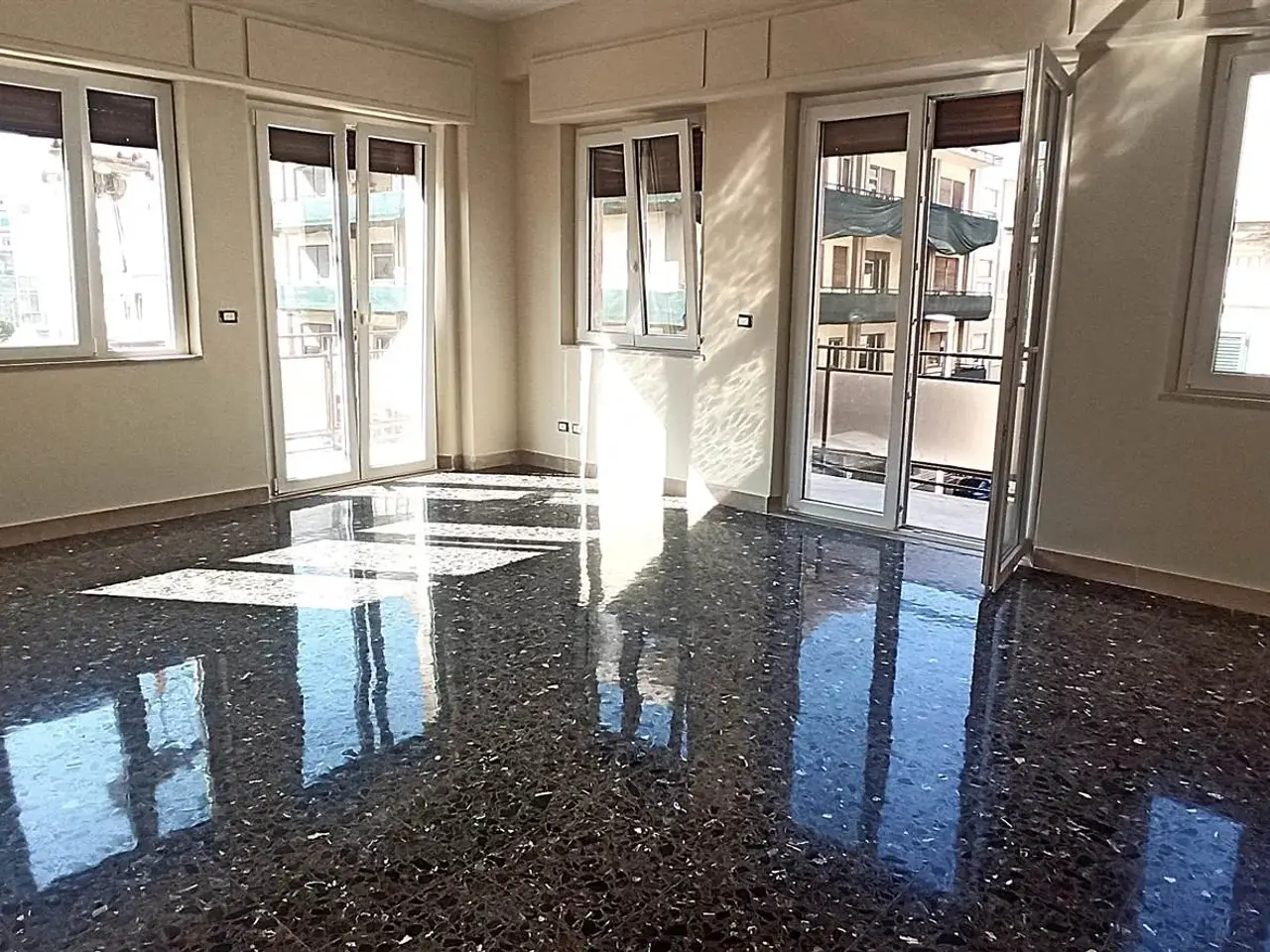 Ufficio in Via Aspromonte, Reggio di Calabria, {3} - Foto 2