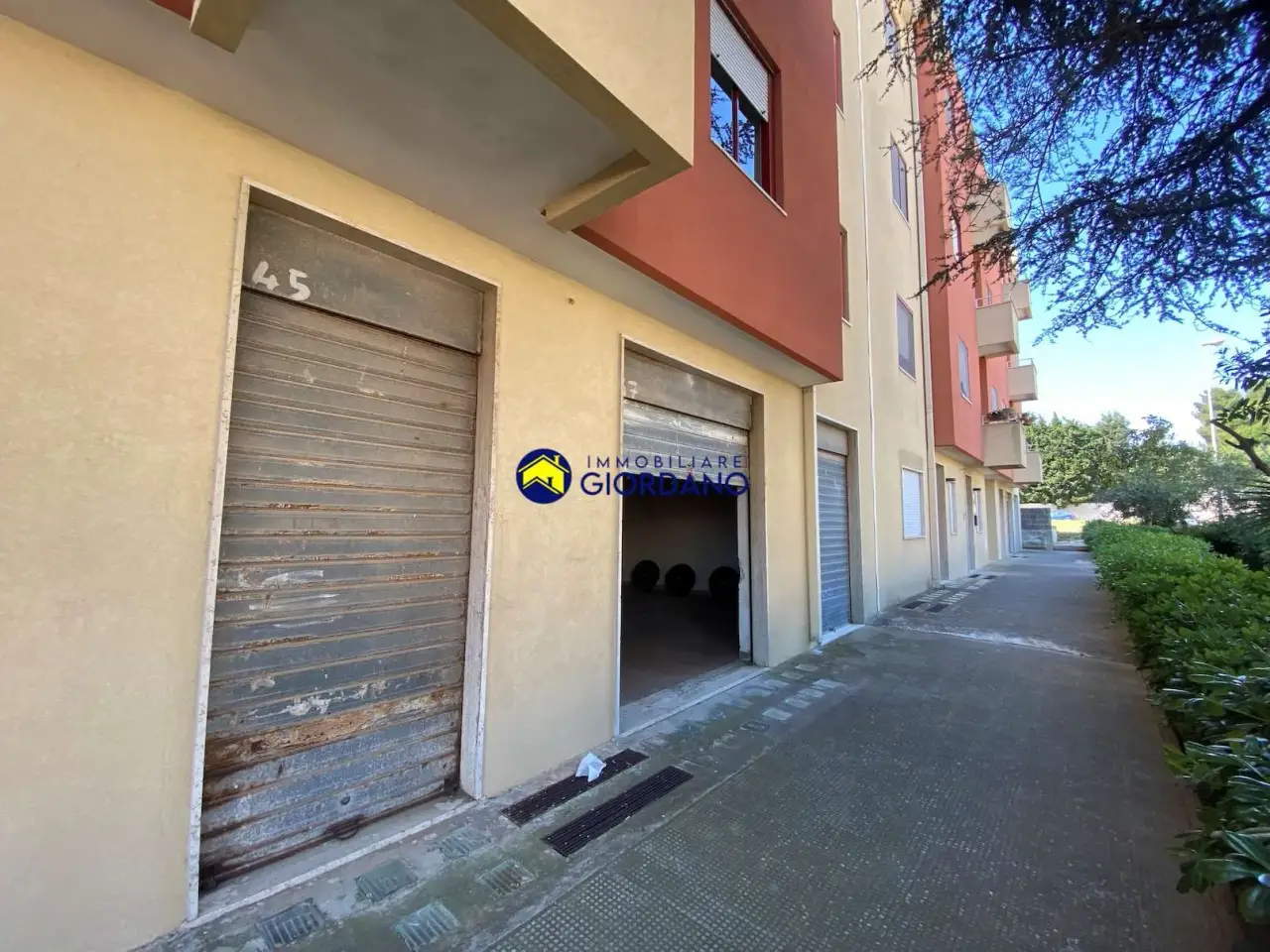 Magazzino in Via Giovanni Paolo I, Squinzano, {3} - Foto 2