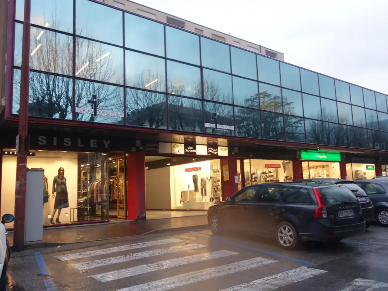 Negozio in Viale della Vittoria, Vittorio Veneto, {3} - Foto 2