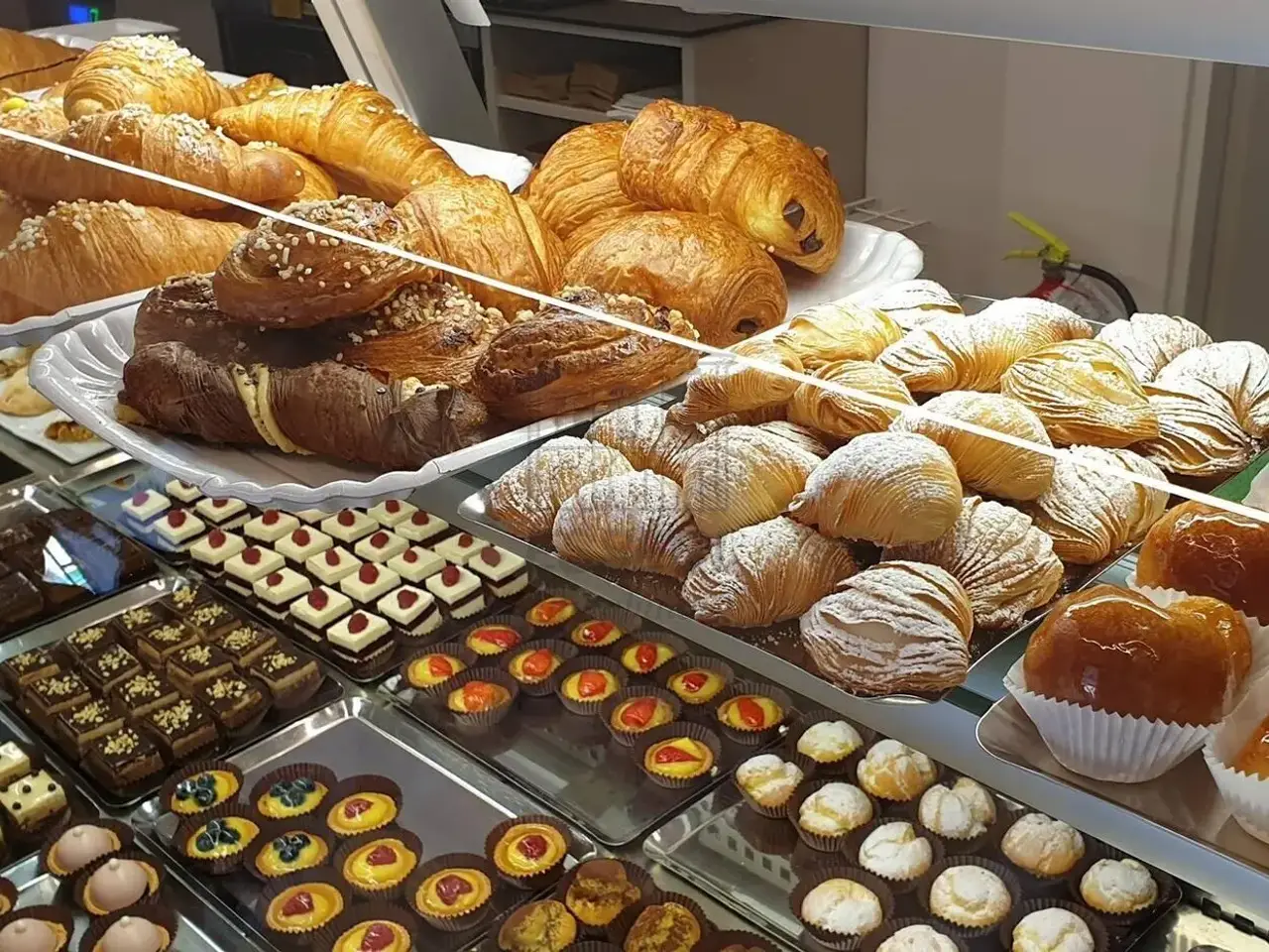 Pasticceria in Via di Marlia 278, Capannori, {3} - Foto 1