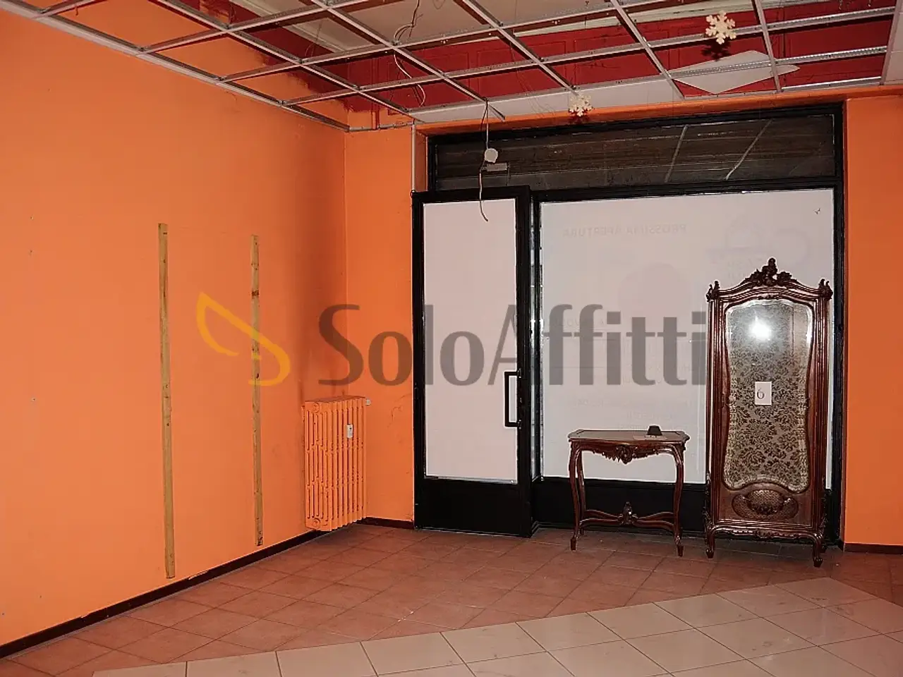 Negozio in Via Cavour 4, Settimo Torinese, {3} - Foto 1