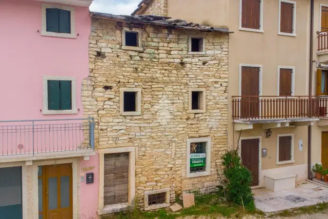 Rustico in Via Giuseppe Garibaldi, Sant'Anna d'Alfaedo - Foto 1