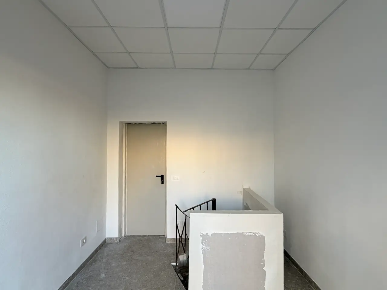 Negozio in Via Illiria 23, Roma, {3} - Foto 1
