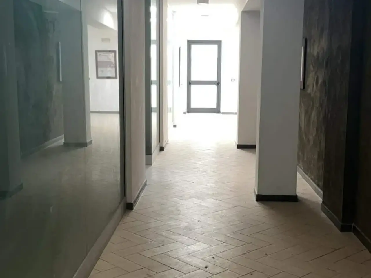 Ufficio in , Aversa, {3} - Foto 2