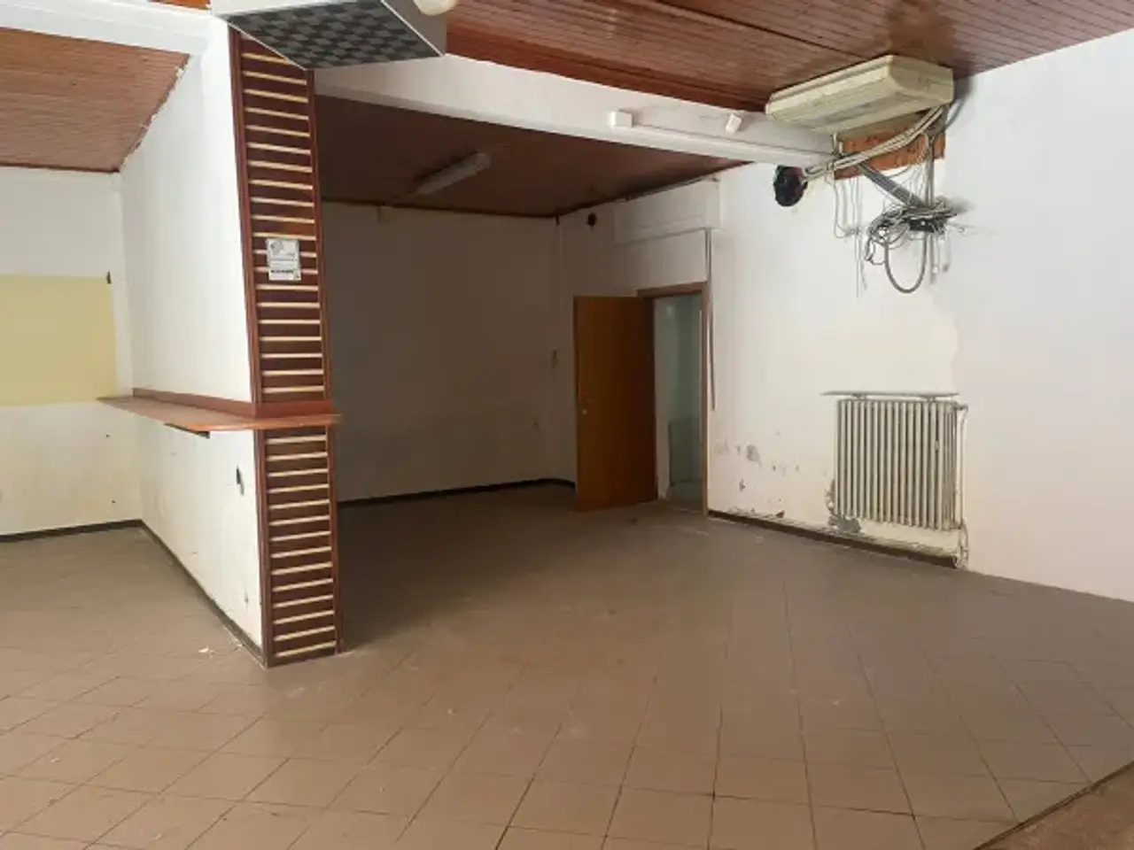 Negozio in Via Borgo General Vitali 57, Mordano, {3} - Foto 1