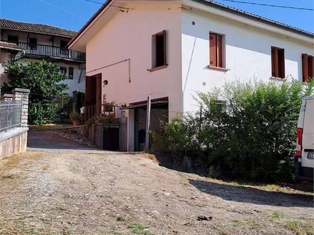 Villa in Via Lerina, Cavaso del Tomba - Foto 1