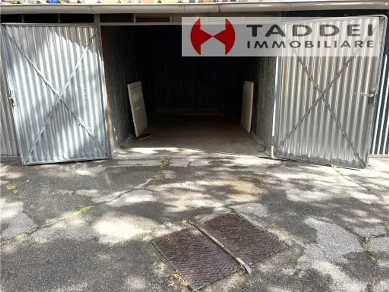 Garage in , Scandicci, {3} - Foto 1