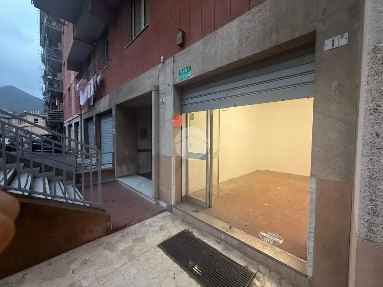Magazzino in Via Giovanni Arrivabene 11, Genova, {3} - Foto 1