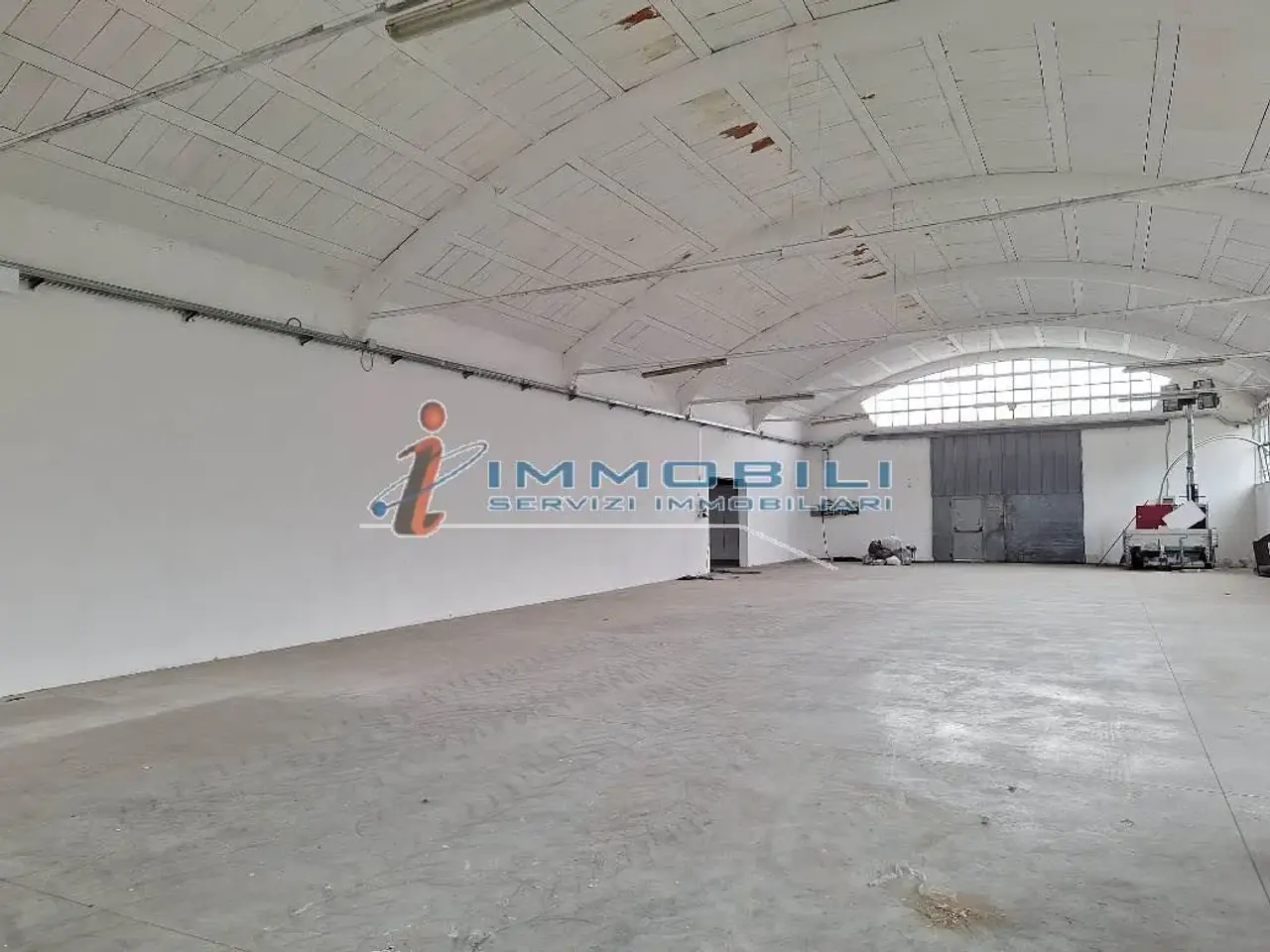 Magazzino in Via Archimede, Settimo Milanese, {3} - Foto 2