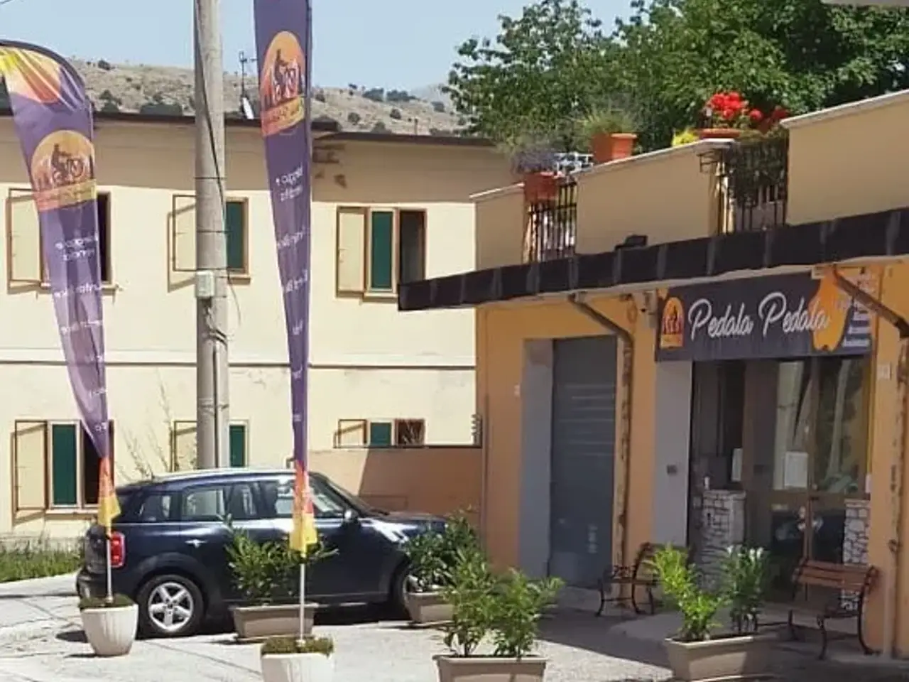 Negozio in Via Arano 98, Ovindoli, {3} - Foto 1