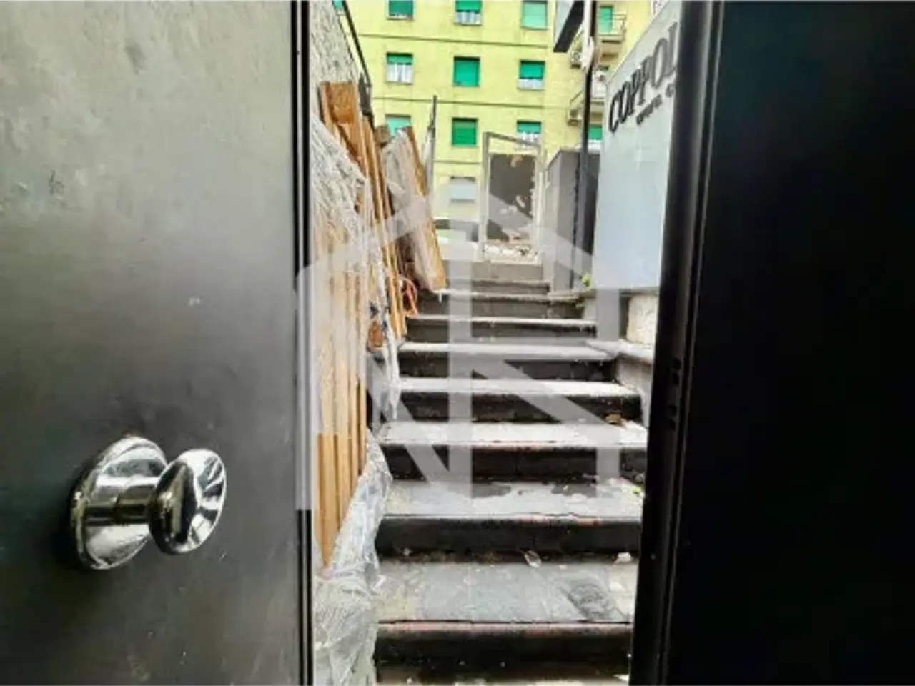 Magazzino in Via delle Acacie 37a, Roma, {3} - Foto 2