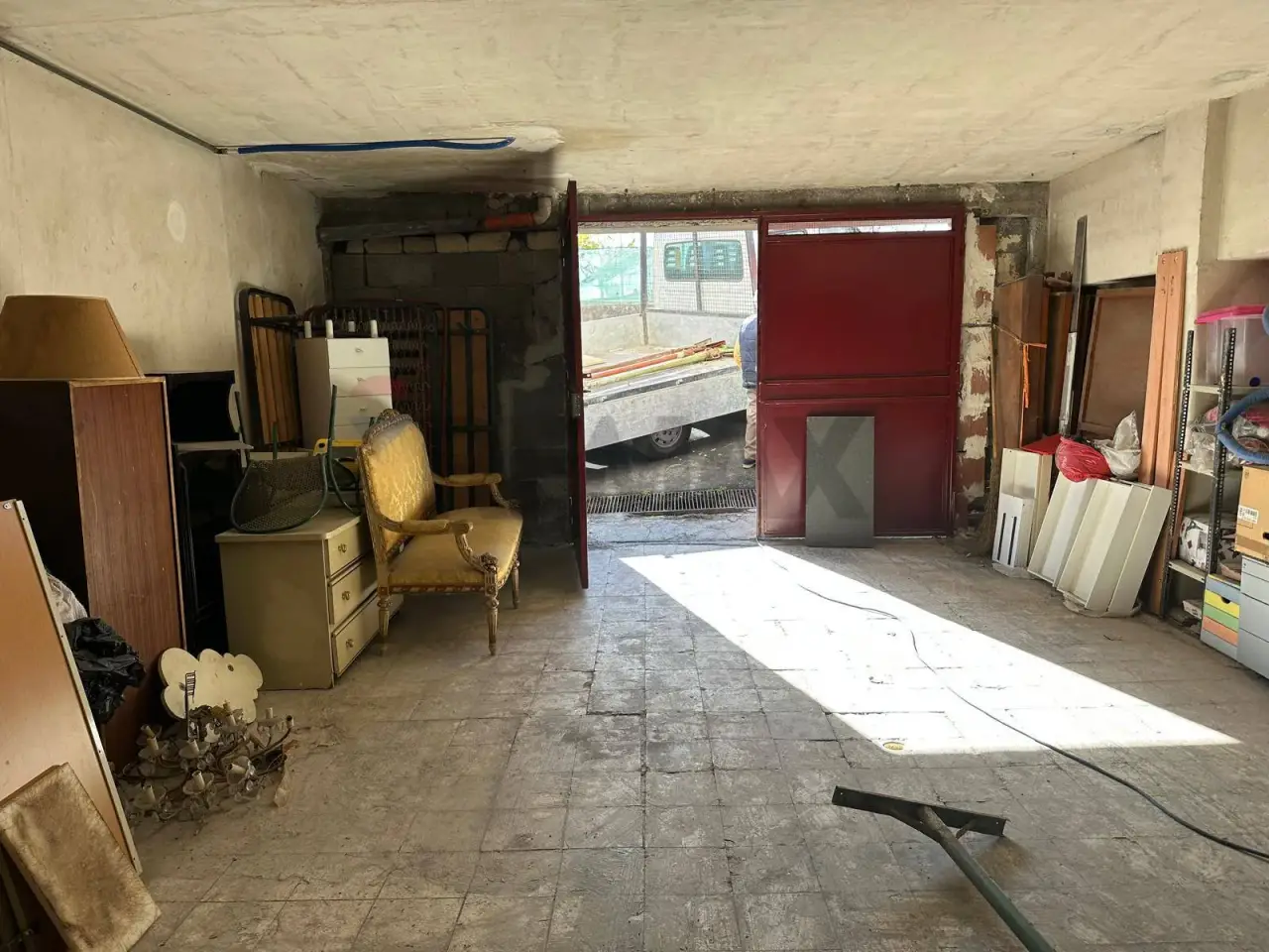 Negozio in Via Federico De Roberto 8, Gravina Di Catania, {3} - Foto 1