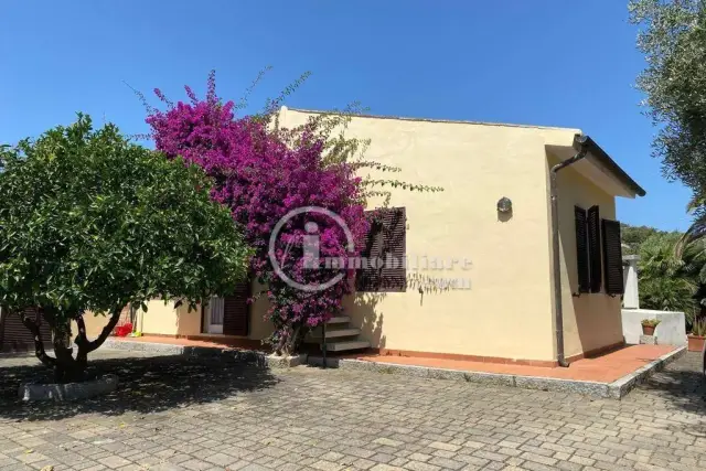 Villa in Via Campo ai Peri, Portoferraio - Foto 1