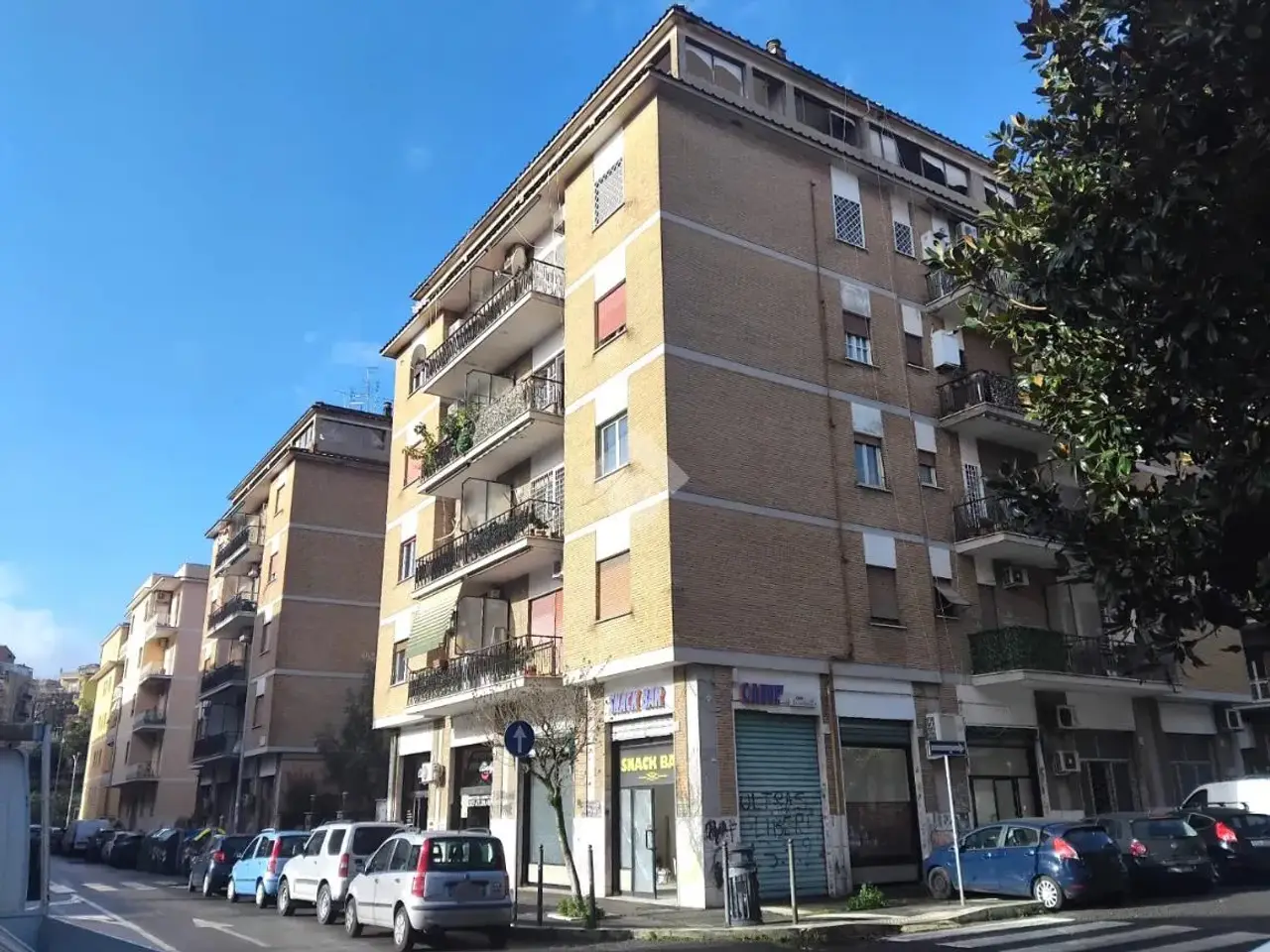 Negozio in Via Federico Jorini 27, Roma, {3} - Foto 2