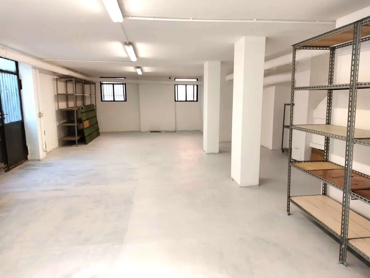 Magazzino in Viale Toscanini, Paderno Dugnano, {3} - Foto 1