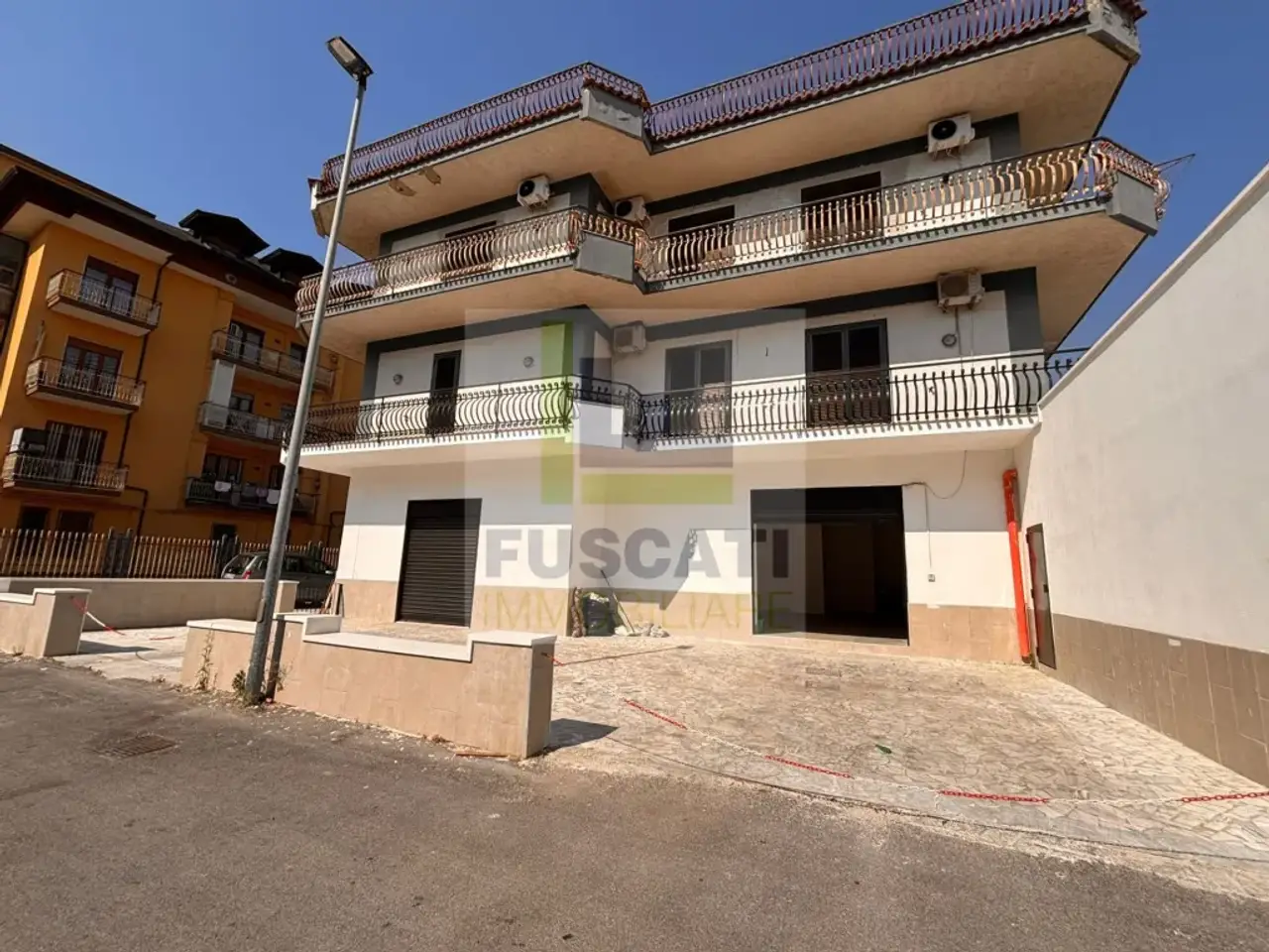 Locale commerciale in Via Giacomo Brodolini, Masseria Grande, Mugnano di Napoli, Napoli, Campania, 80017, Italia, Mugnano Di Napoli, {3} - Foto 1
