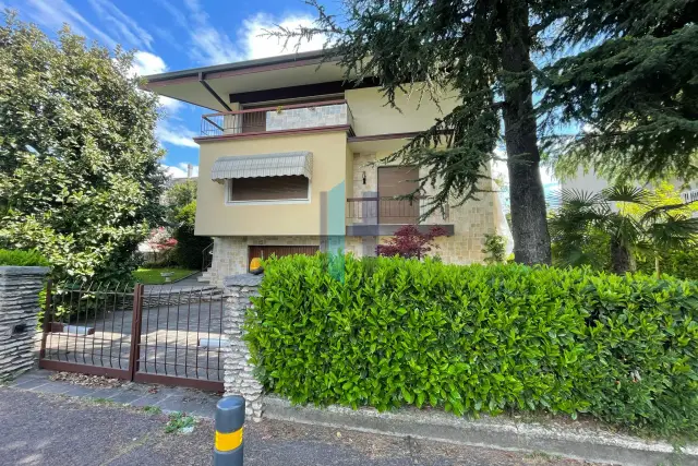 Villa in vendita, Via Triumplina 220, Brescia - Foto 1