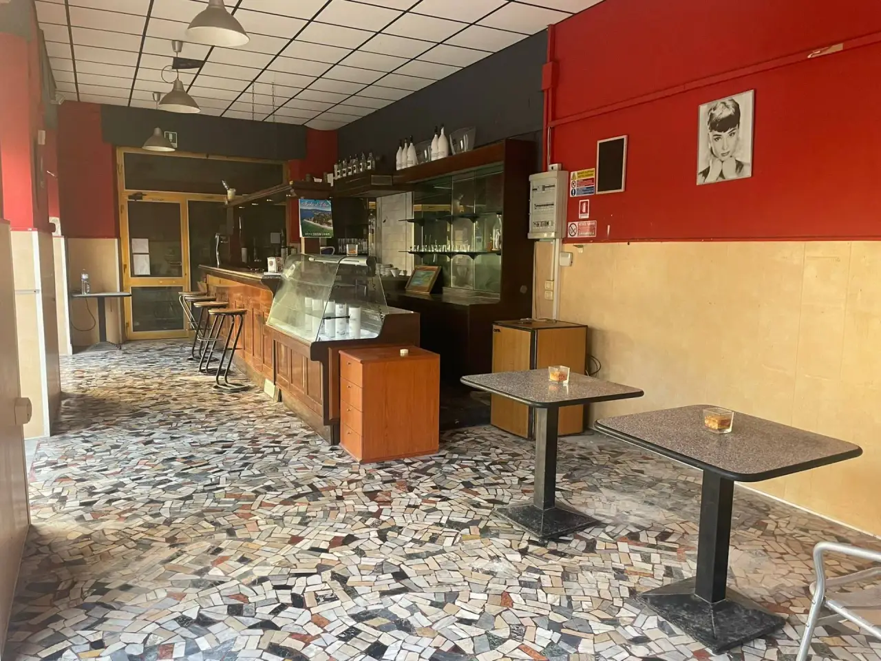 Negozio in Via Filippo Turati 8, Piombino, {3} - Foto 1