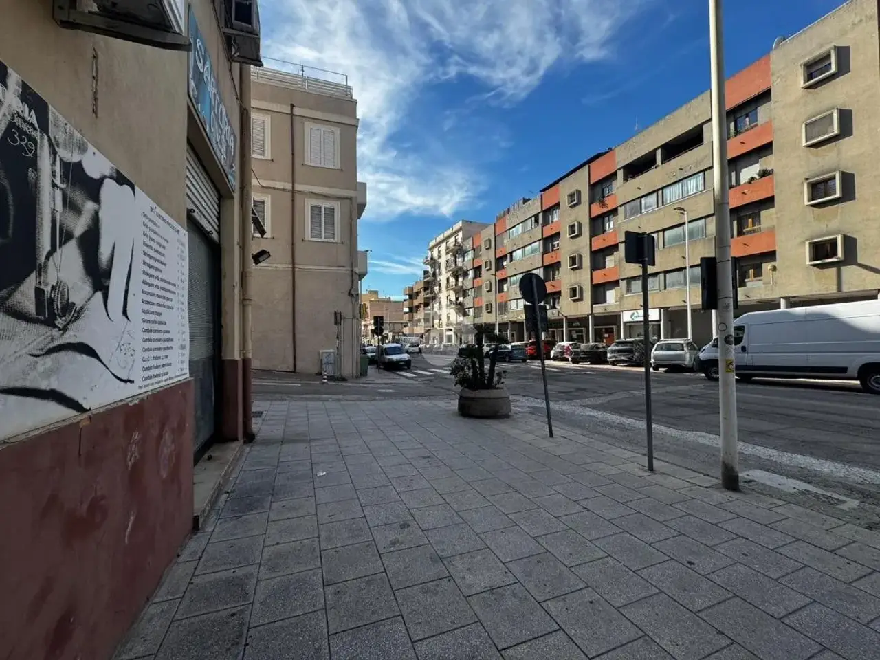 Negozio in Viale Sant'Avendrace 327, Cagliari, {3} - Foto 2