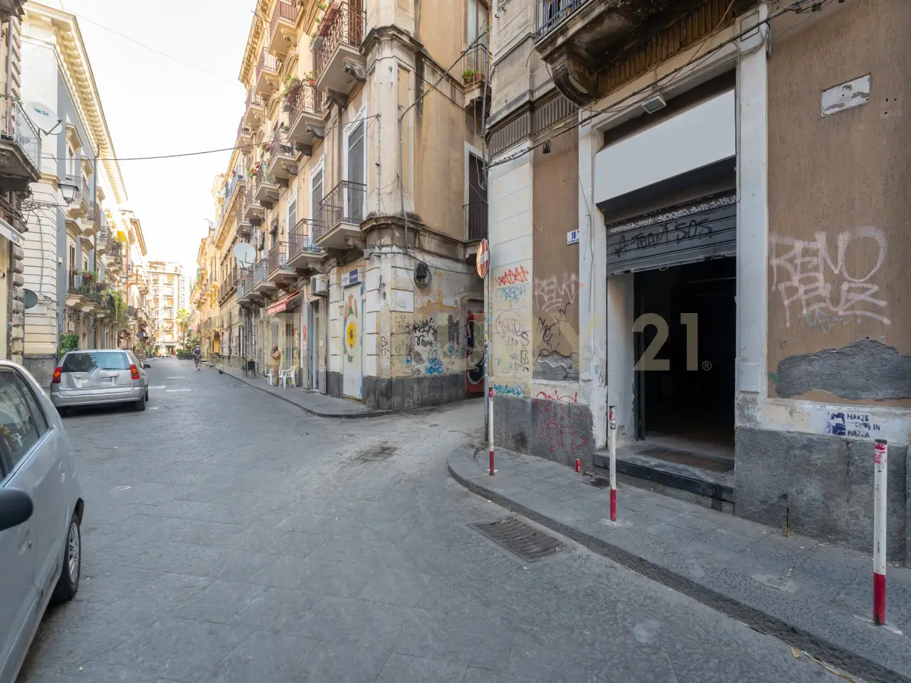 Negozio in Via Gemmellaro 10, Catania, {3} - Foto 1