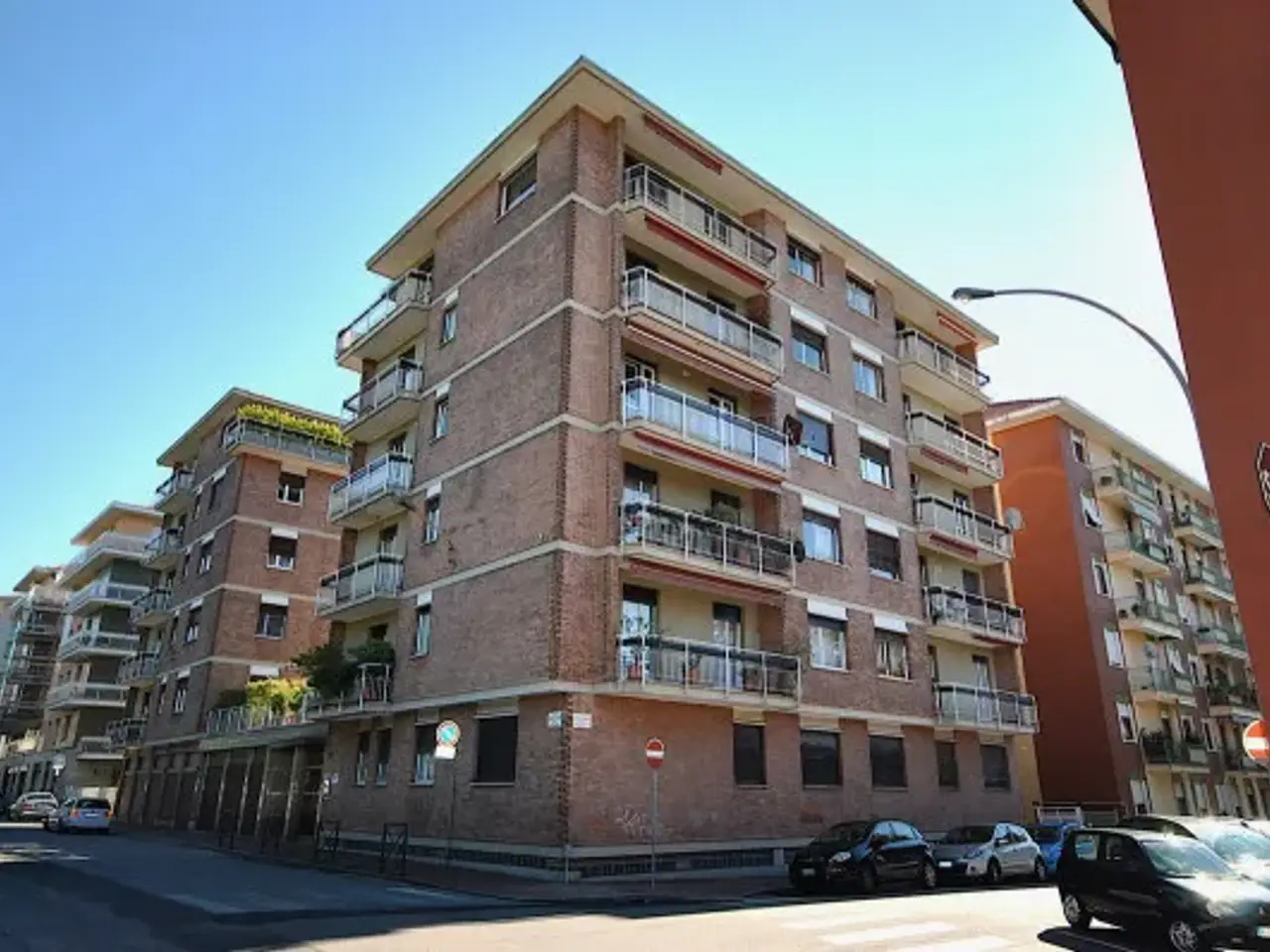 Ufficio in Via Lorenzo Delleani 39, Biella, {3} - Foto 1