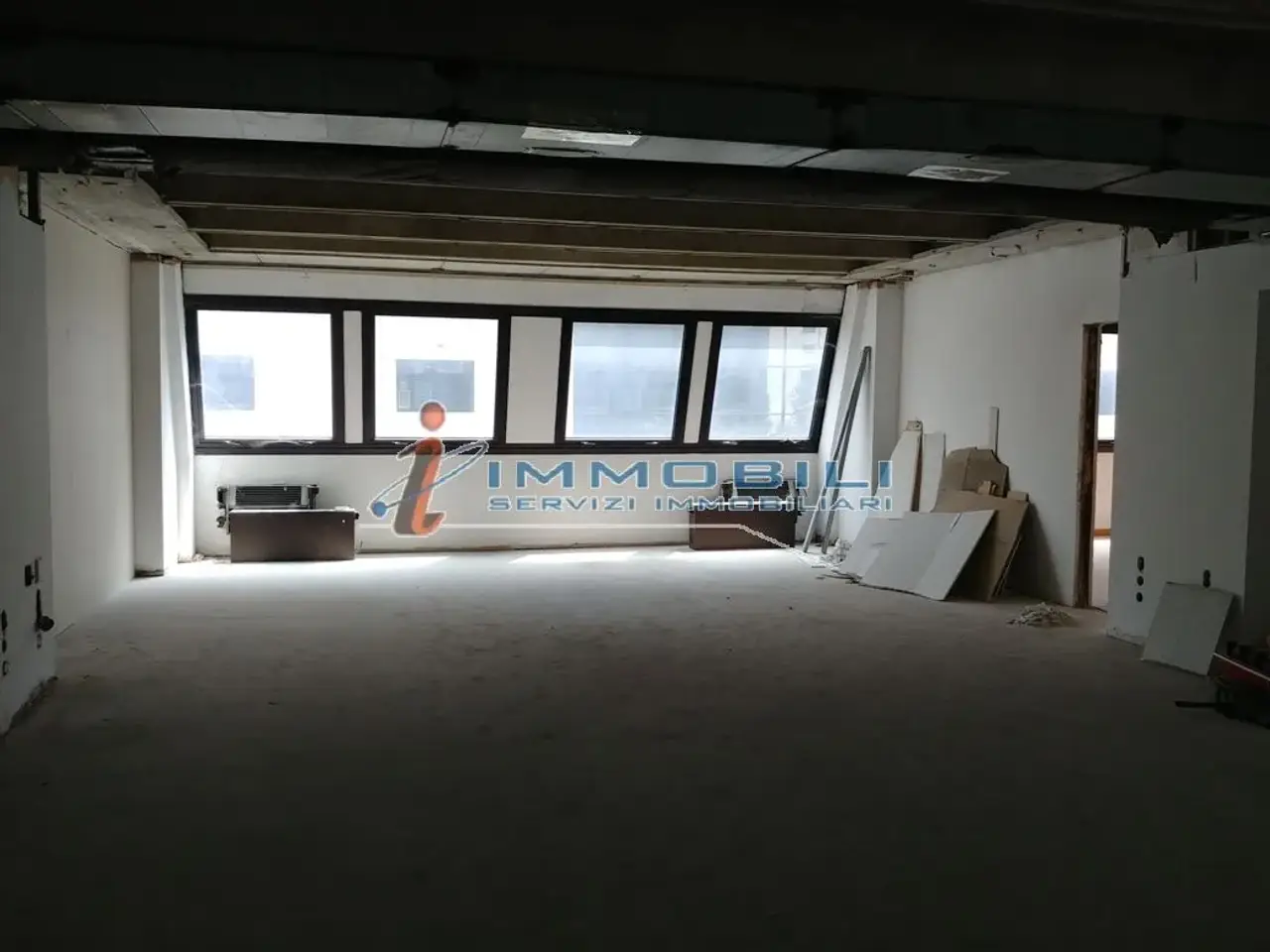 Ufficio in Via Bartolomeo Colleoni, Agrate Brianza, {3} - Foto 2