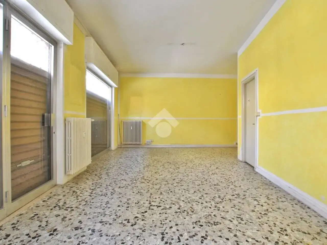 Negozio in Via Svizzera 28, Santhia', {3} - Foto 1
