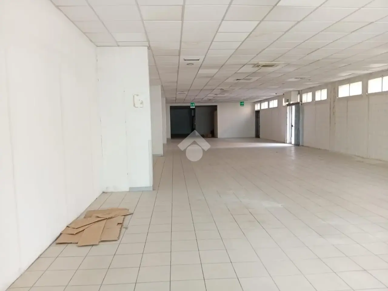 Negozio in Via G. Marconi 21, Sorbolo Mezzani, {3} - Foto 1