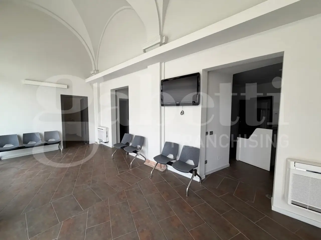 Ufficio in Via Giulio Beccaria  25, Terni, {3} - Foto 2
