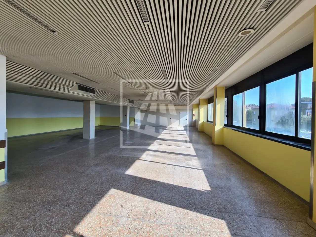 Ufficio in Via Guglielmo Oberdan 4, Reggio Emilia, {3} - Foto 2