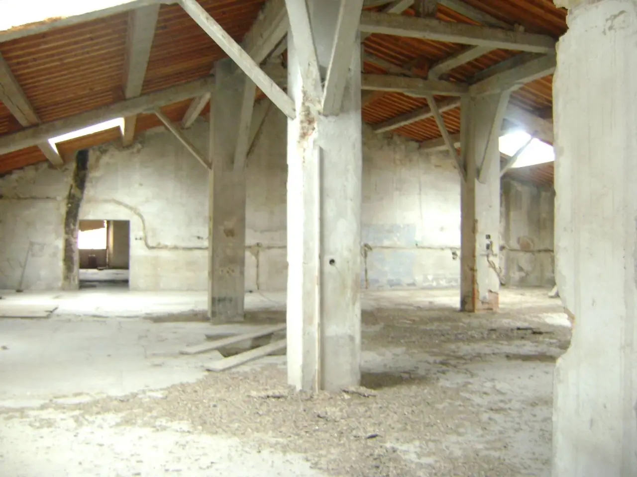 Esercizio commerciale in Via dei Pescatori 3, Livorno, {3} - Foto 2