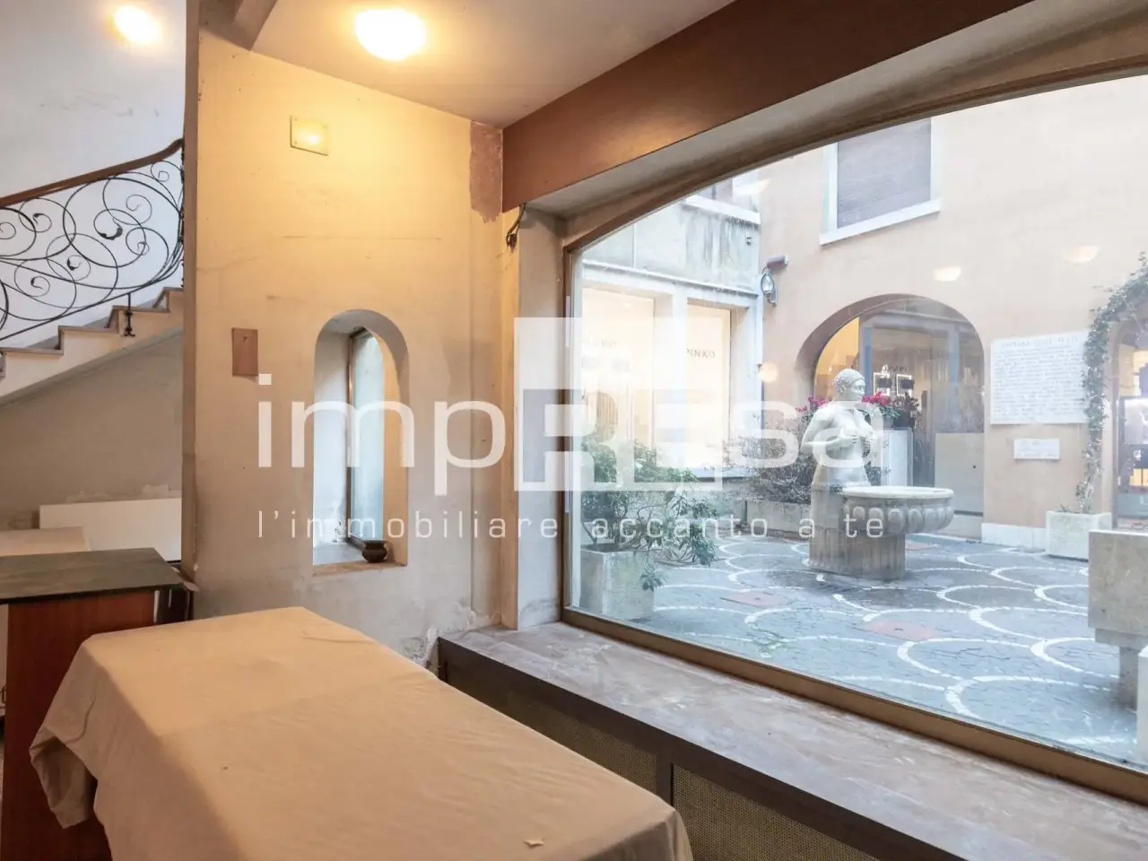 Negozio in Piazza Fontana delle Tette, Treviso, {3} - Foto 1