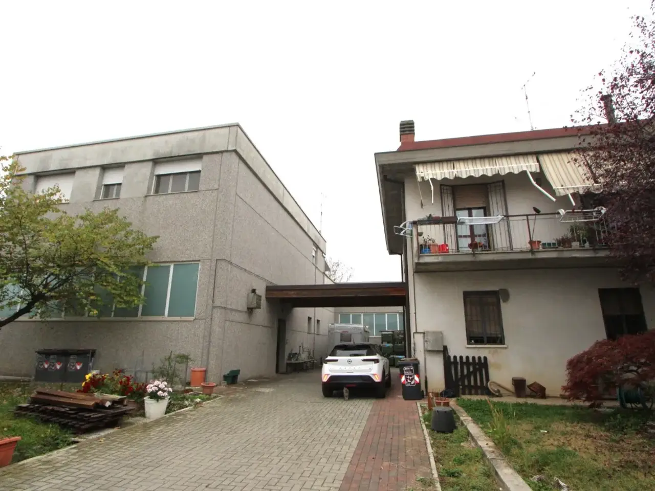 Capannone in Via Provinciale Est, Valsamoggia, {3} - Foto 1