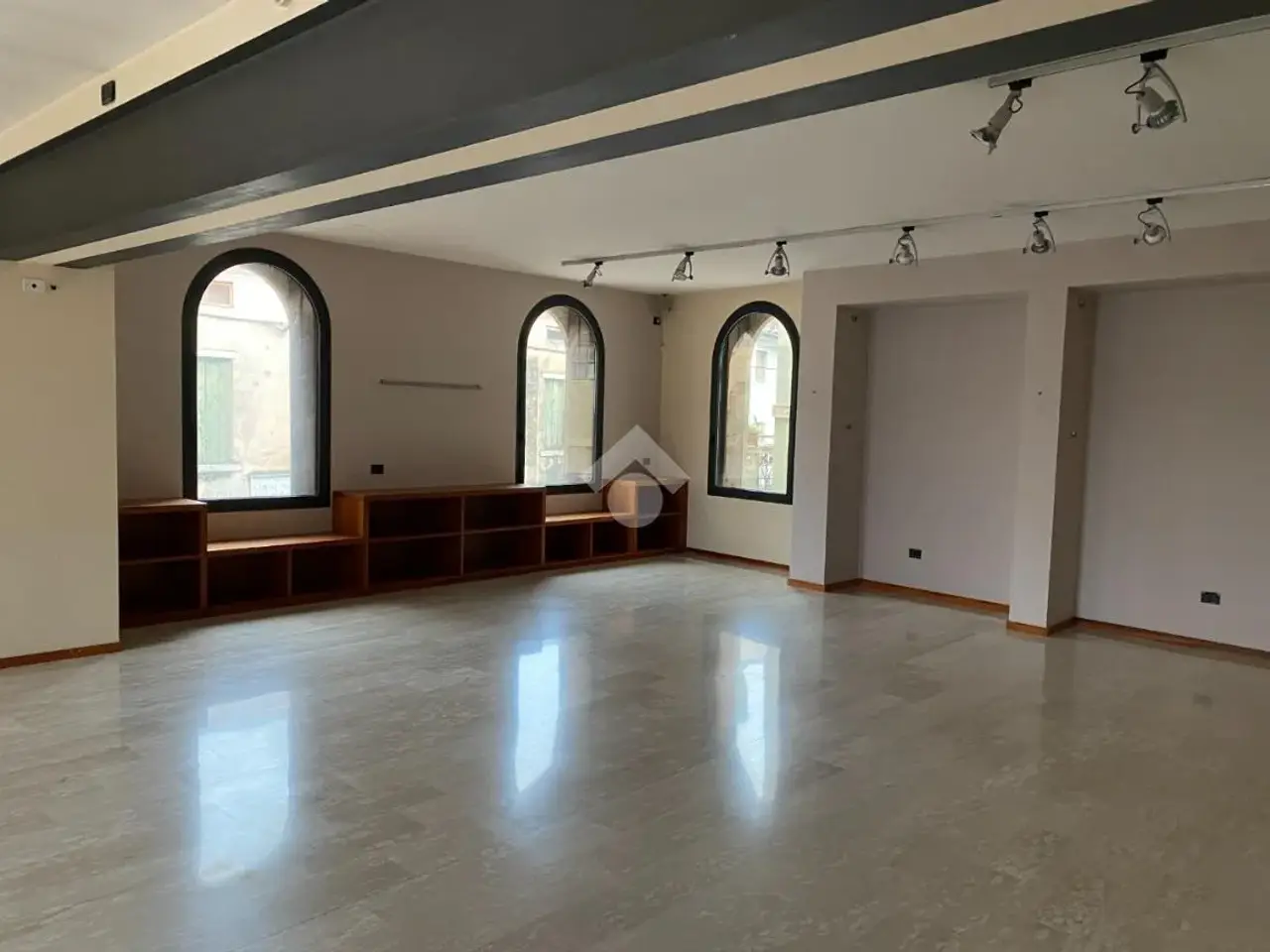 Negozio in Corso Mazzini 78, Marostica, {3} - Foto 1