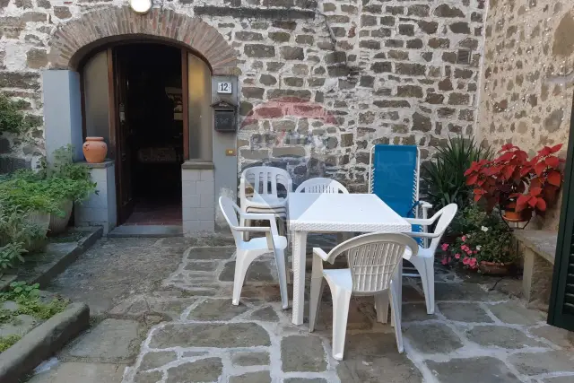 Casa indipendente in vendita, Portichetto, Bagni Di Lucca - Foto 1