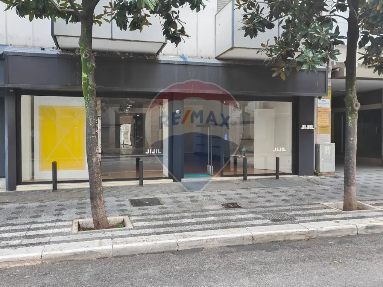 Negozio in Corso Cavour 9, Andria, {3} - Foto 1