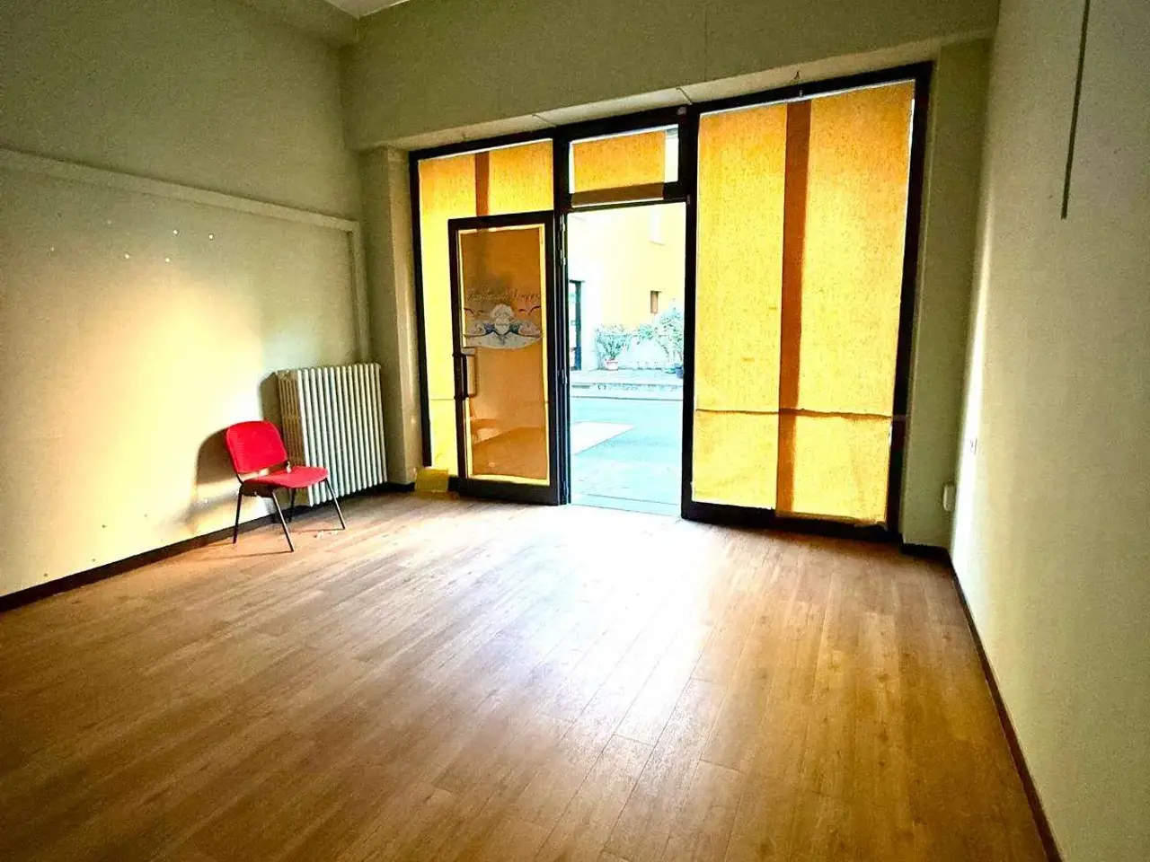 Negozio in  Via Antonio Gramsci 26, Noceto, {3} - Foto 1