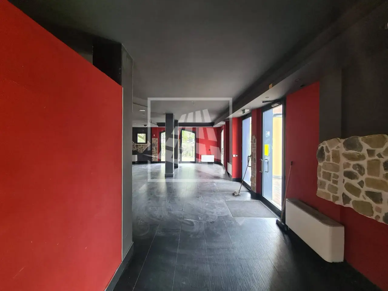 Negozio in Via Pietro Pariati 13, Reggio nell'Emilia, {3} - Foto 2