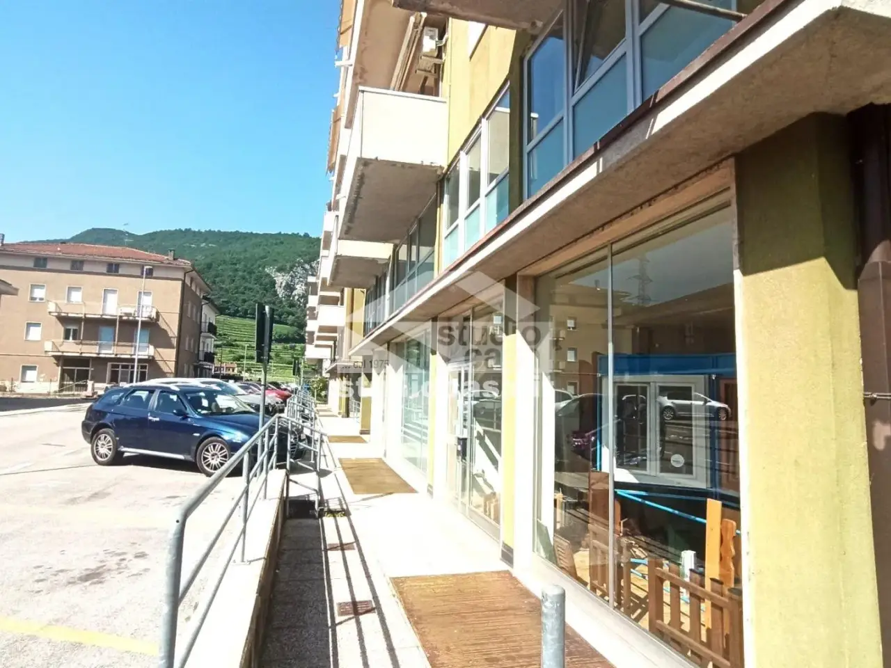 Ufficio in Via Zandonai, Mori, {3} - Foto 2