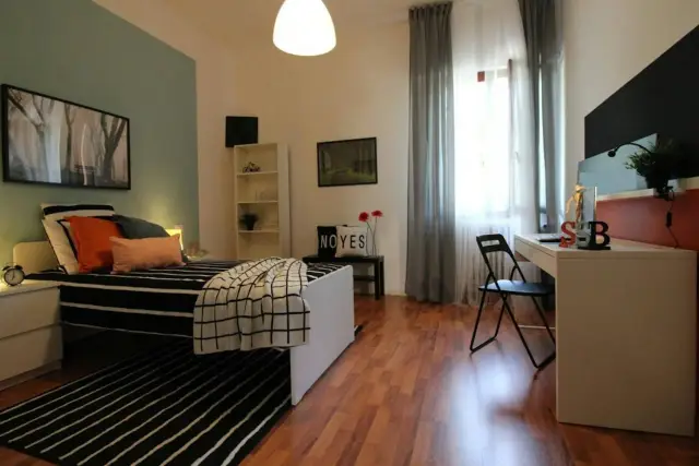 Room in Via Bligny, Brescia - Photo 1